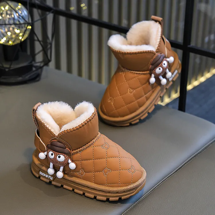 2025冬季儿童雪地靴加厚保暖软底防滑长毛绒可爱精灵防水大棉童鞋