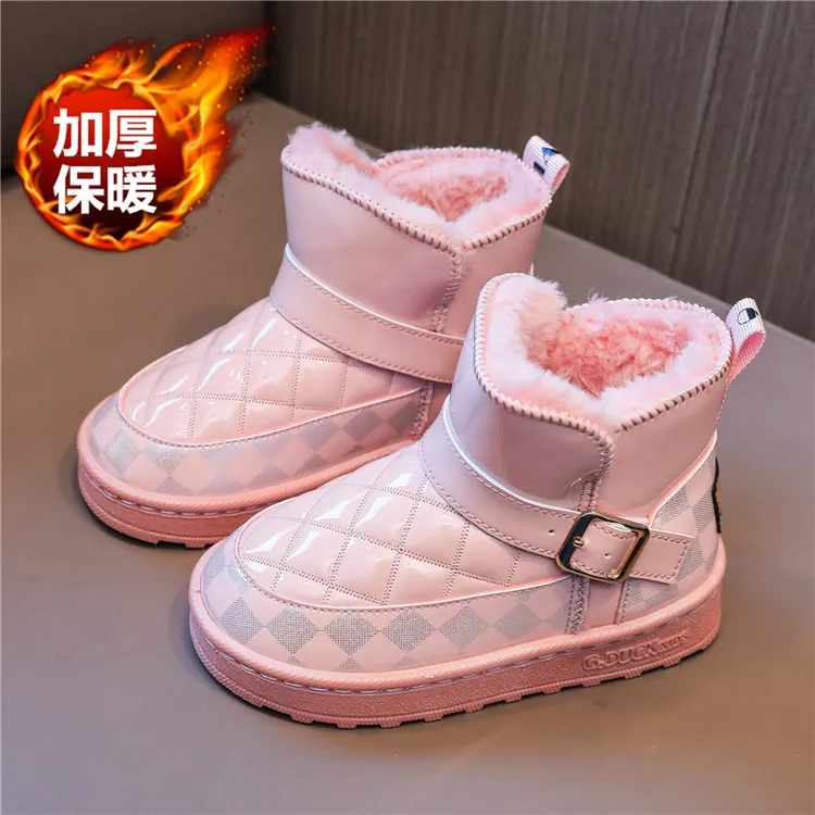 儿童冬季加厚软底雪地靴防滑时尚女孩抗寒亲肤防水男童大棉短靴子