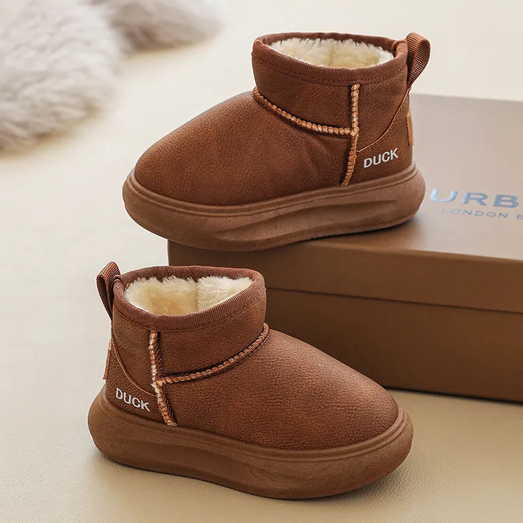 儿童雪地靴冬季皮面男童加绒保暖防水软底防滑女童靴子百搭大棉鞋