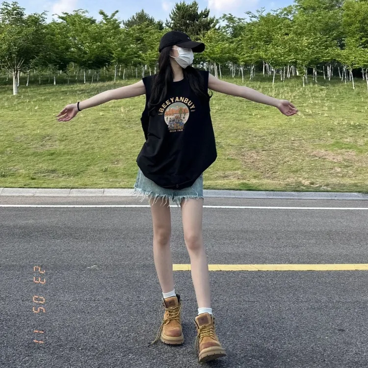 黑色t恤女装2026夏季小众潮牌外穿大版宽松休闲背心坎肩无袖上衣