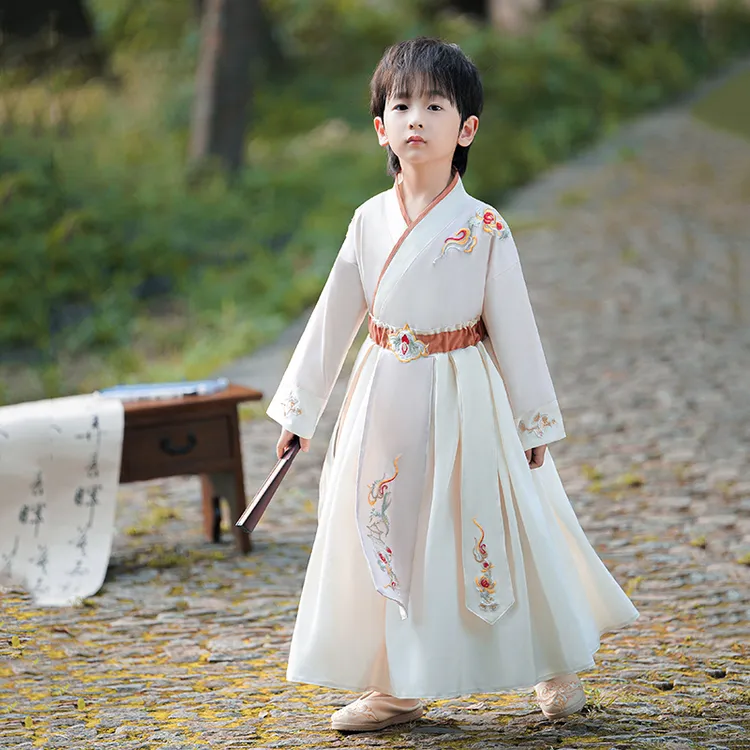 男童中国风汉服2025秋季新款小男孩古风帅气唐装幼儿园古装飞鱼服