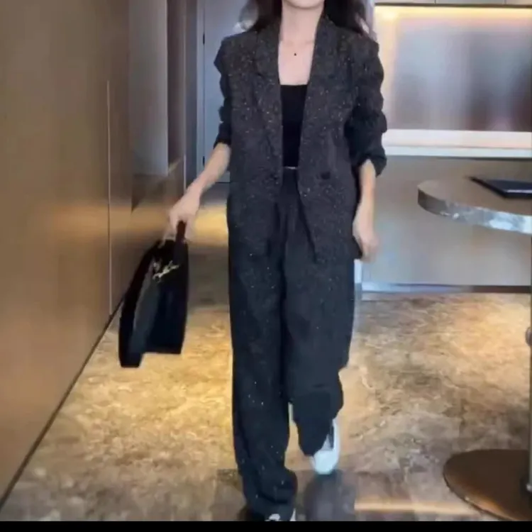 新款时尚潮流百搭简约时尚精品女装