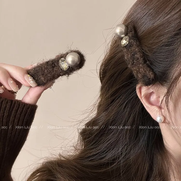 （苏格兰专属）发夹女秋冬毛绒边夹侧边发卡新款气质掰掰夹毛毛夹子