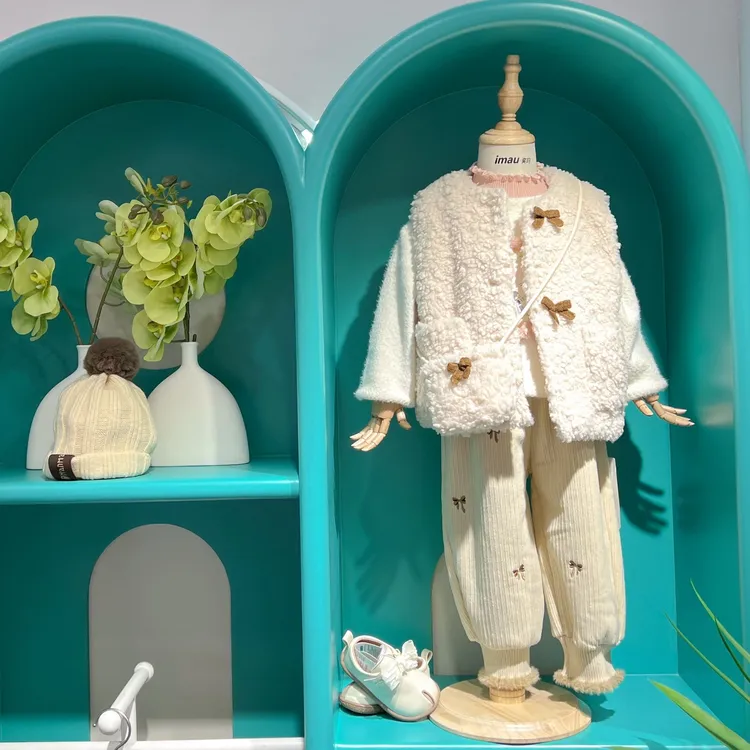 2024冬款imau奕玛蝴蝶结羊羔绒马甲女宝时尚儿童毛绒毛马甲冬季