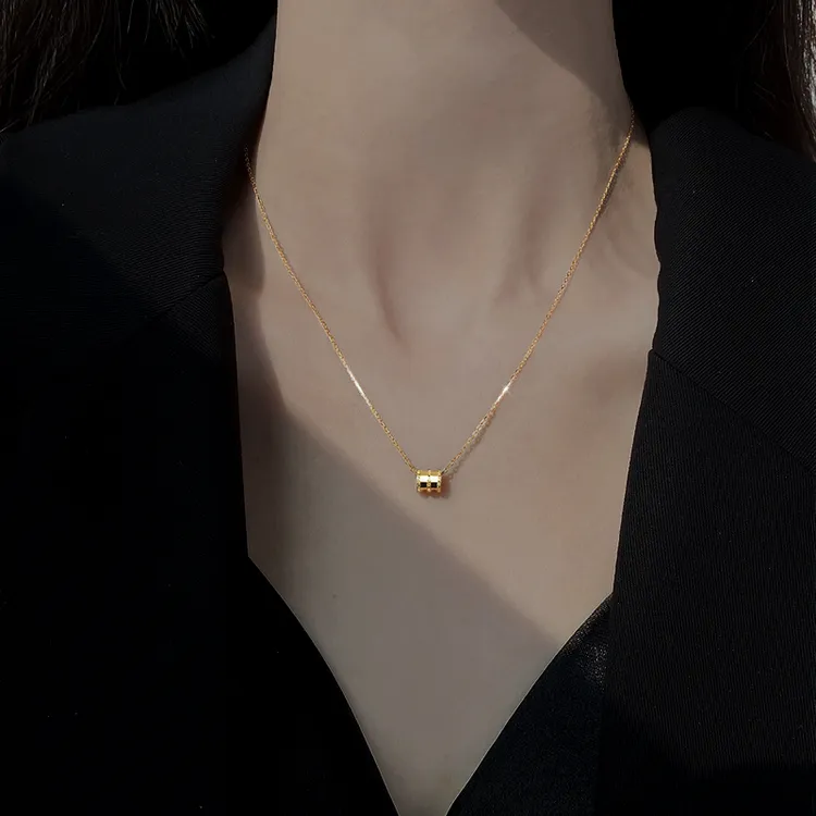 坠链均925银 纯银小蛮腰吊坠项链新款2025轻奢美拉德小众女锁骨链