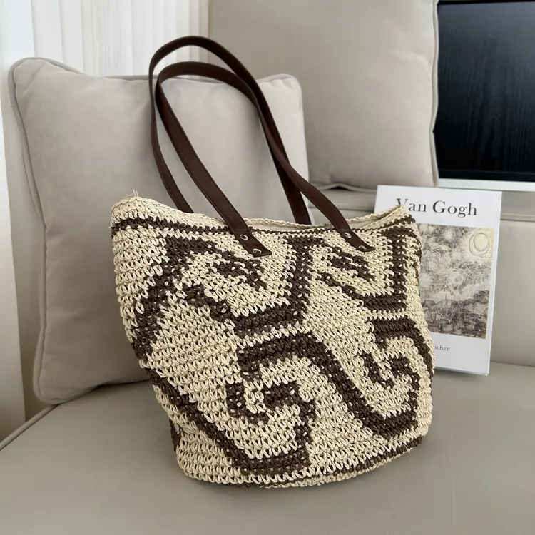 入秋超实用包包分享百搭草编包包休闲时尚单肩包手工编织包包