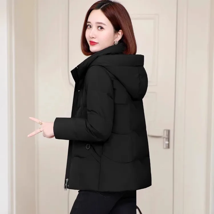 高端羽绒服女2023冬季新款爆款连帽小个子加厚白鸭绒时尚妈妈外套