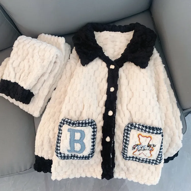 新款珊瑚绒睡衣女秋冬季女大学生可爱小熊口袋家居服外穿套装睡衣