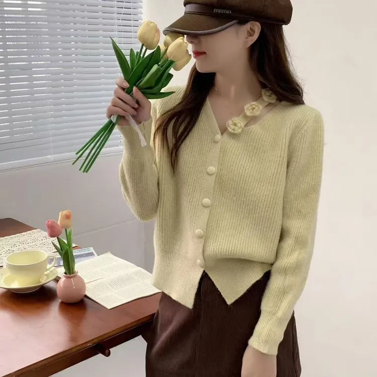 慵懒风毛衣外套女秋冬法式温柔立体花朵镂空V领软糯长袖开衫上衣