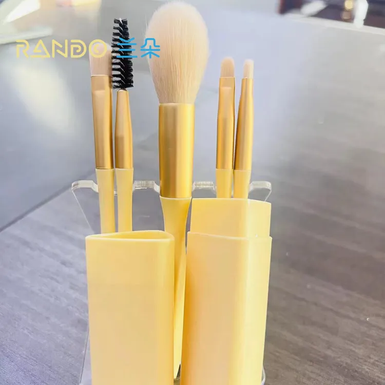 便携化妆刷套刷化妆套眼影刷柔软散粉刷唇刷多功能初学者修容组合