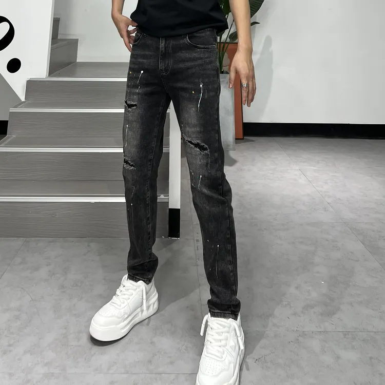 秋冬新款水洗烟灰色时尚贴布假破洞个性泼墨潮流百搭小脚牛仔裤男