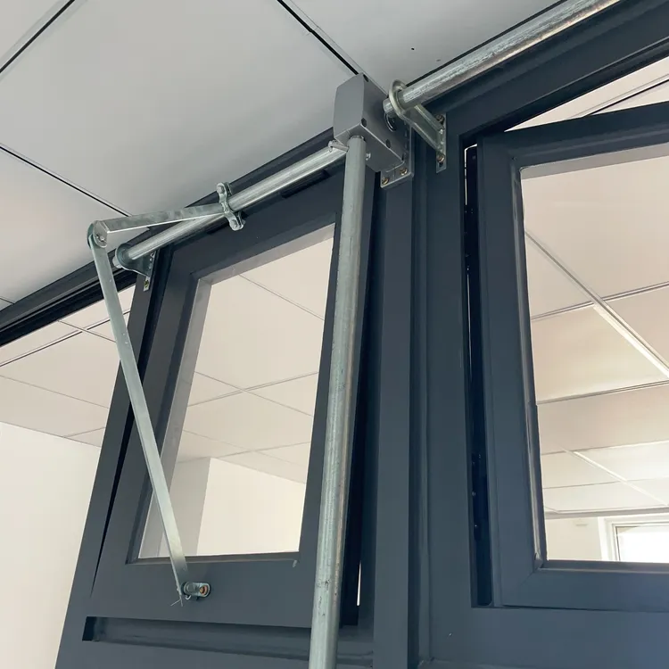 厂家直销手摇曲臂开窗器高空外开平开中悬窗一拖一一拖多开窗机