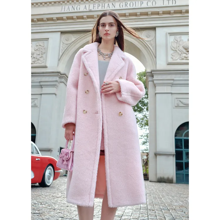 可可尼COCOON2024冬季新款通勤翻领高知休闲绵羊毛粉色皮草外套