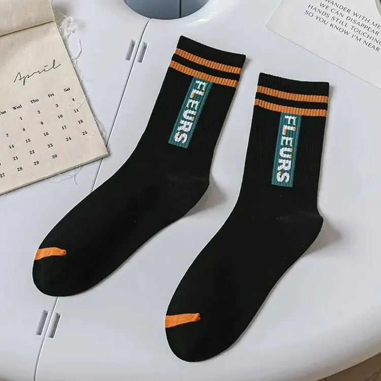 秋冬外穿潮袜中长筒黑色字母条纹袜红蓝条纹袜欧美运动篮球学生袜