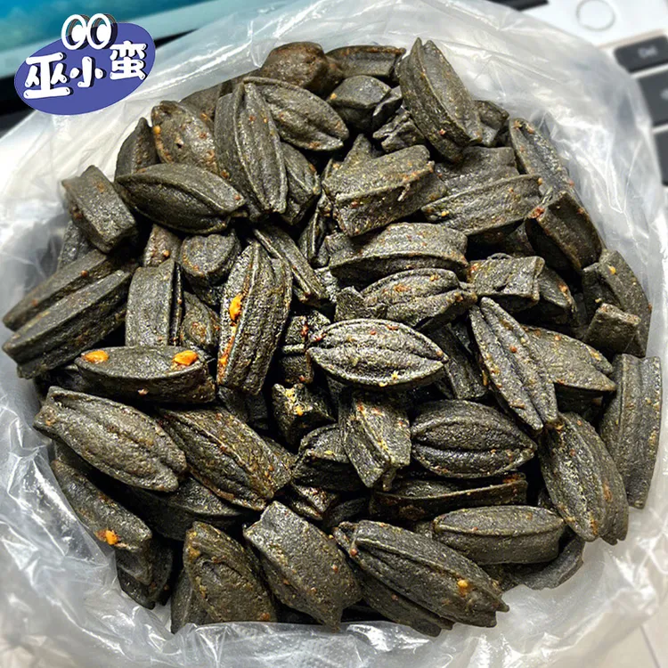   巫小蛮 黑蒜芝士脆 浓郁咸香芝士烟熏芝士 蒜香