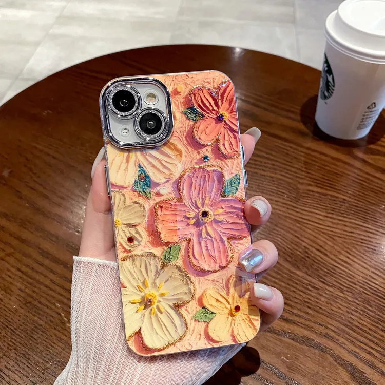 适用苹果系列iPhone15新款手机壳粉红四叶草高级感油画花优雅14潮