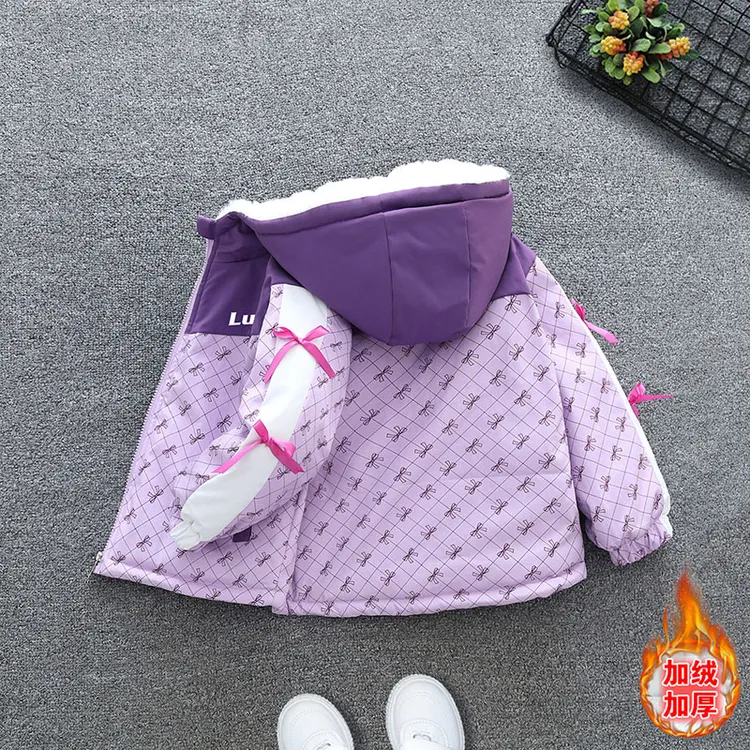 中小童女宝秋冬洋气蝴蝶结满印加绒加厚连帽风衣外套男童保暖棉衣