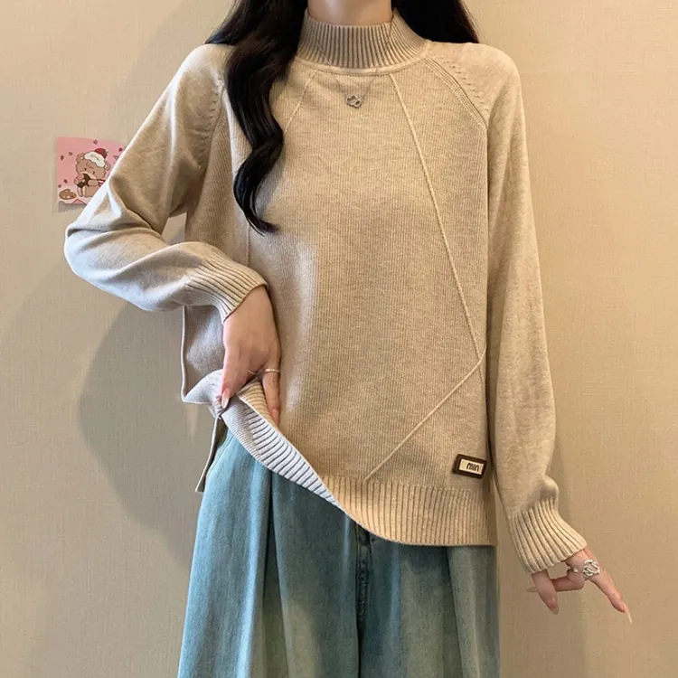 大码半高领加厚打底毛衣女秋冬新款微胖MM宽松显瘦百搭洋气针织衫