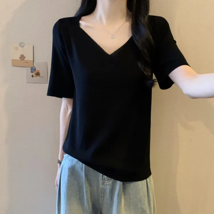 大码遮肚子V领冰丝短袖针织衫女夏薄款胖MM宽松显瘦百搭正肩上衣