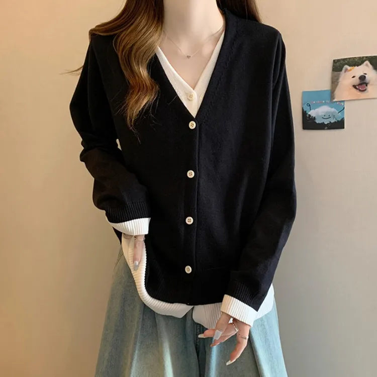 大码假两件V领长袖针织衫女春秋新款胖MM宽松显瘦百搭洋气毛上衣