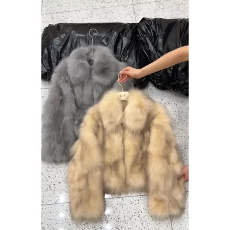 秋冬新款韩系简约高级感气质小个子保暖短外套宽松毛茸茸长袖上衣