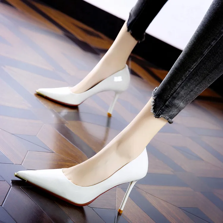 8CM[已开价]浅口细跟单鞋女2025年气质漆皮防撞尖头高跟鞋A2202-1