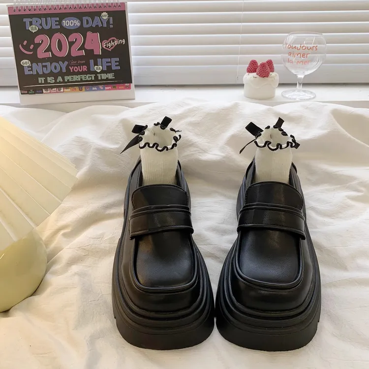 黑色厚底小皮鞋女2024新款春秋冬季英伦风一脚蹬粗跟增高乐福鞋子