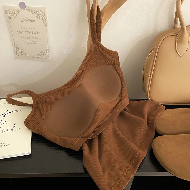 秋冬磨毛保暖背心女带胸垫细肩带弹力内搭外穿吊带修身打底衫上衣