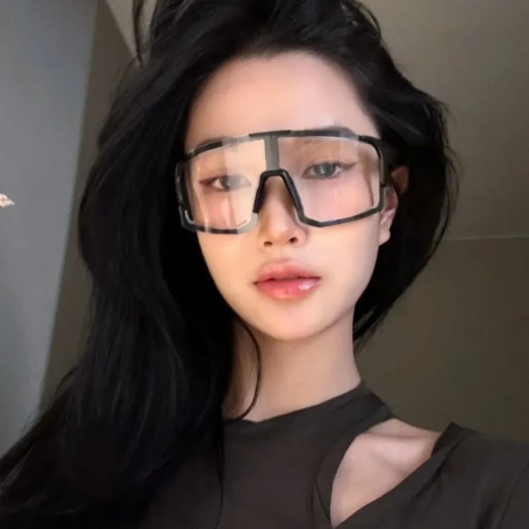 连体防风护目镜透明挡风沙眼镜户外骑行运动防紫外线太阳镜墨镜女