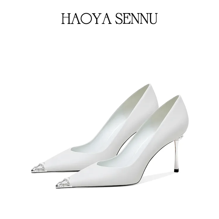 小众设计师新款白色高跟鞋女细跟水钻单鞋戒指跟名媛女鞋春季百搭