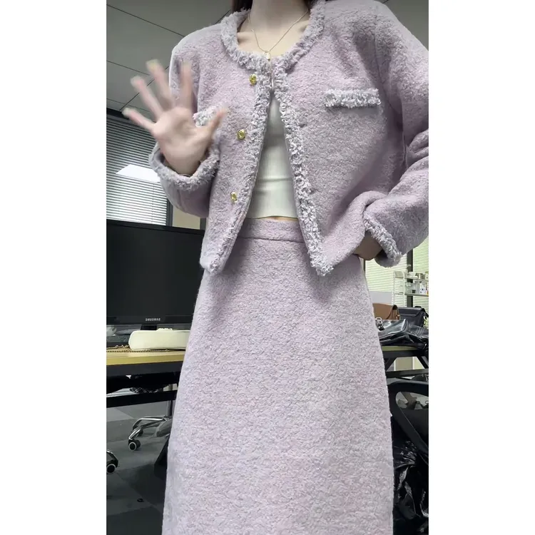 【YiJia】浪漫梦幻小众性感甜美气质设计初秋穿搭外套修身半身裙