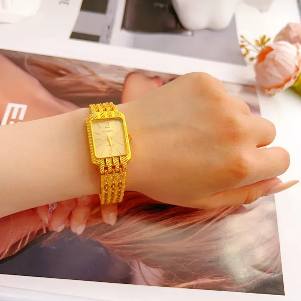 气质时尚女士金色小方表手链手表百搭精致优雅精美女款简约潮流
