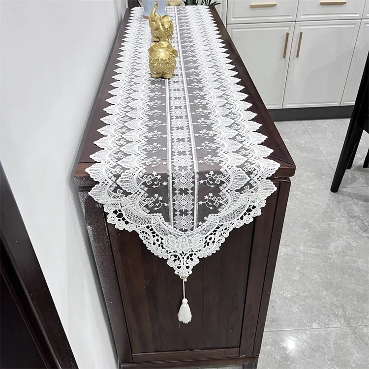 厂家直销欧式轻奢蕾丝绣花白色桌旗茶几餐桌电视柜斗柜盖巾可定制
