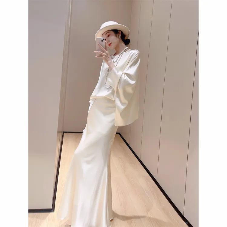 嫚渡小众简约时尚轻奢气质显瘦秋季性感法式复古长款纯色鱼尾半裙