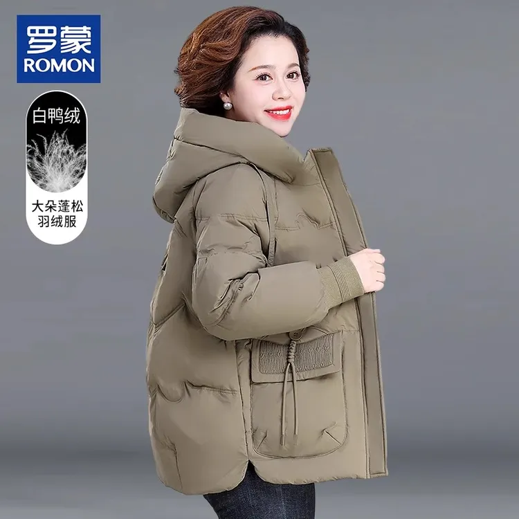 罗蒙高档妈妈冬装羽绒服短款气质中老年人女冬季连帽宽松时尚外套