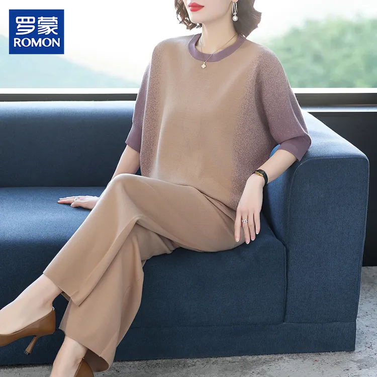 罗蒙妈妈装秋季针织两件套新款中年高档上衣中老年女时尚宽松套装