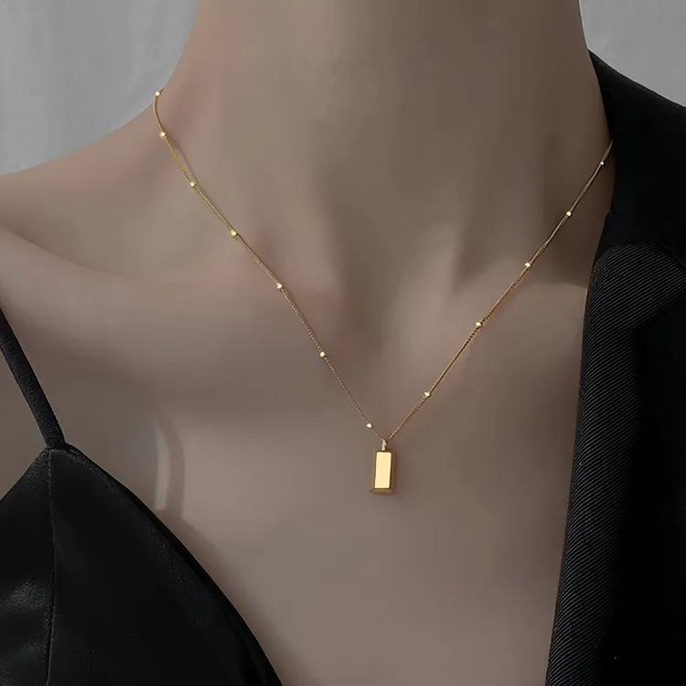 钛钢项链 小方块方砖锁骨链2024新款网红不掉色轻奢时尚百搭项链