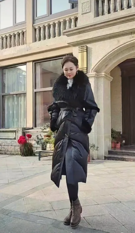 皮毛一体拼接鹅绒休闲长款时尚网红海宁皮草