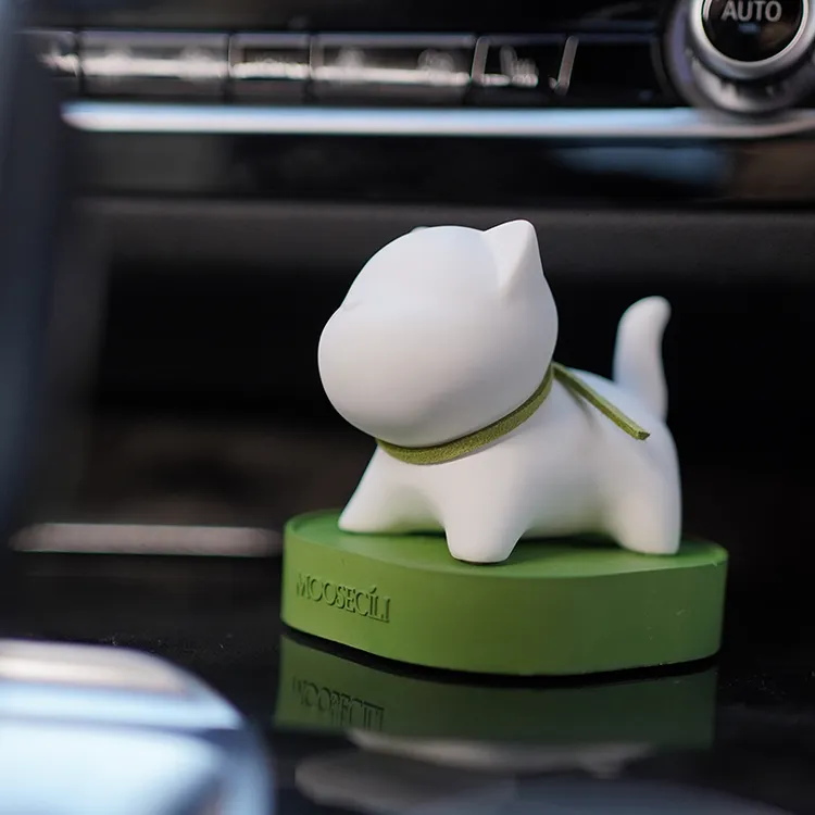 暮色十里英短腿猫汽车载香薰摆件汽车中控台香水装饰品氛扩香石