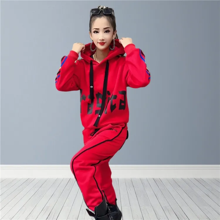 时尚运动套装女2024秋冬红色本命年加绒加厚休闲连帽卫衣两件套潮