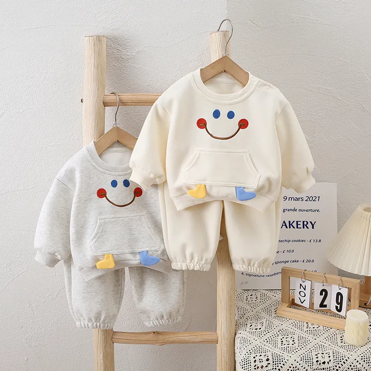 婴儿衣服秋装男女宝宝套装春秋季婴幼儿一岁分体秋款外出服两件套