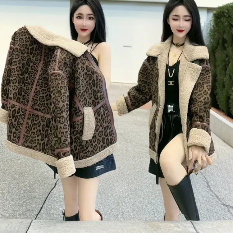 复古洋气防寒短外套小众个性豹纹皮毛一体外套2024冬新款豹纹外套
