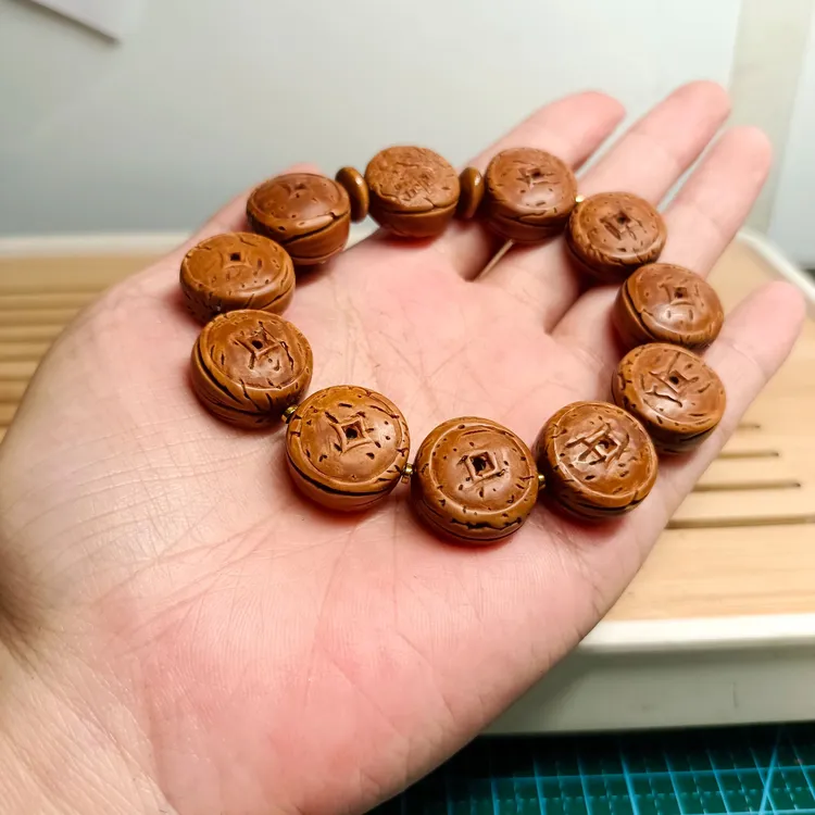 天然老桃核手工雕刻铜钱手串手机挂坠钥匙挂坠