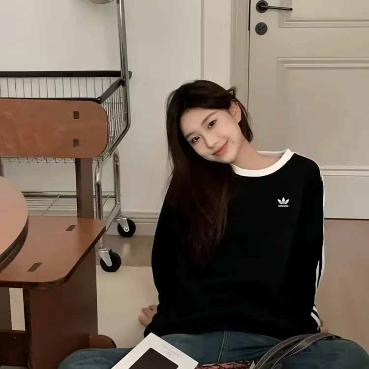 adidas/阿迪达斯时尚运动修身圆领T恤休闲百搭宽松春季 IA4877