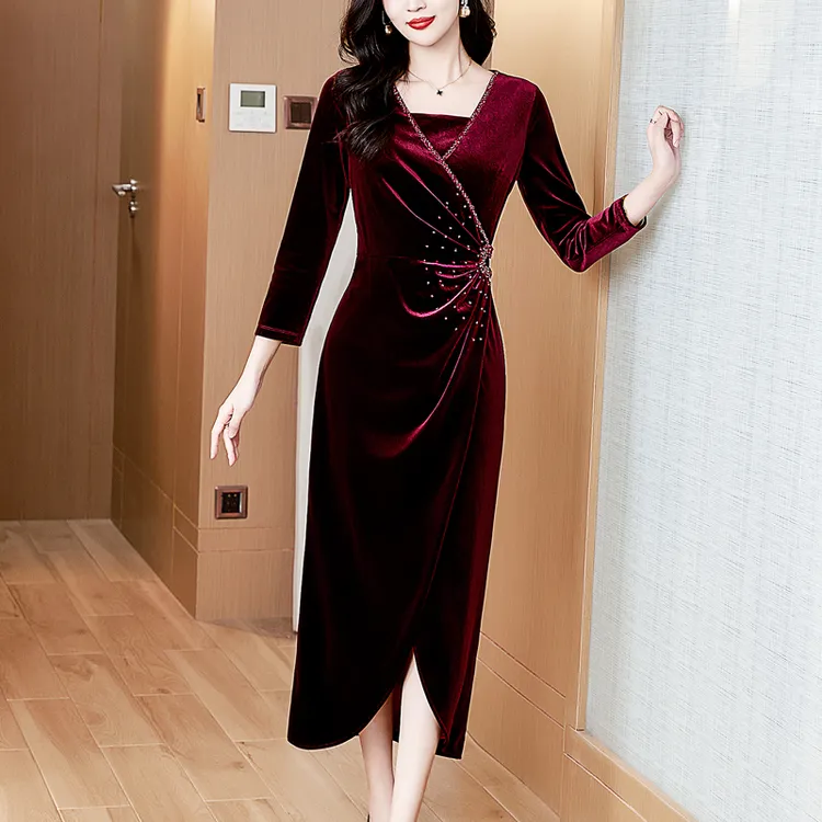 结婚妈妈装礼服年轻洋气2025年秋装新款高端喜婆婆婚宴装连衣裙女