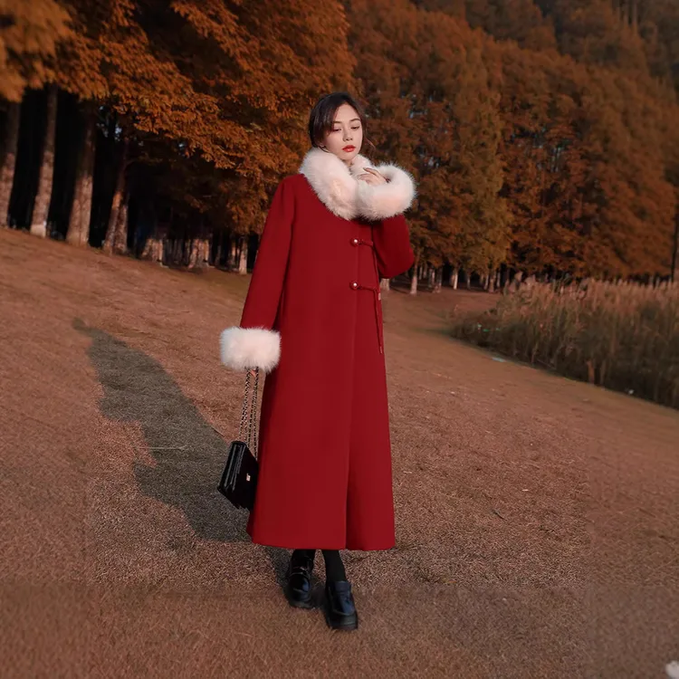 2024冬季新款大码红色长款加绒毛呢大衣女韩版胖mm及裸长款大衣冬