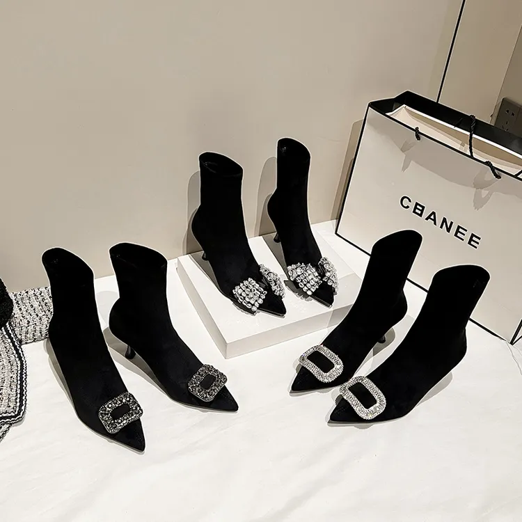 高跟瘦瘦靴女秋冬新款法式水钻扣气质细跟尖头弹力袜子靴小众个性