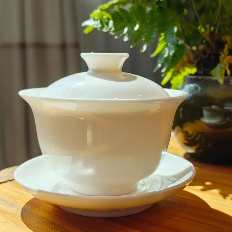 德化白瓷茶盖碗高档羊脂玉瓷盖碗简约陶瓷泡茶碗防烫茶具定制