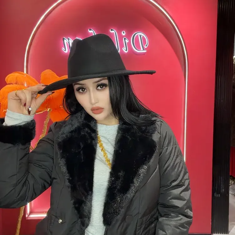 ADILA冬季百搭外套