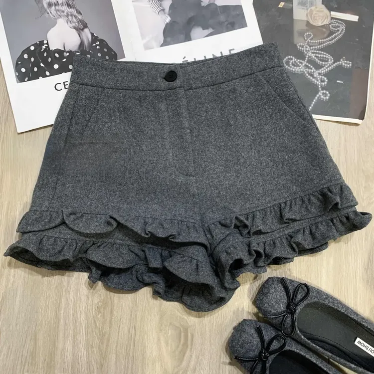 韩版设计感毛呢木耳花边短裤女秋冬新款甜美高腰显瘦休闲百搭裤裙